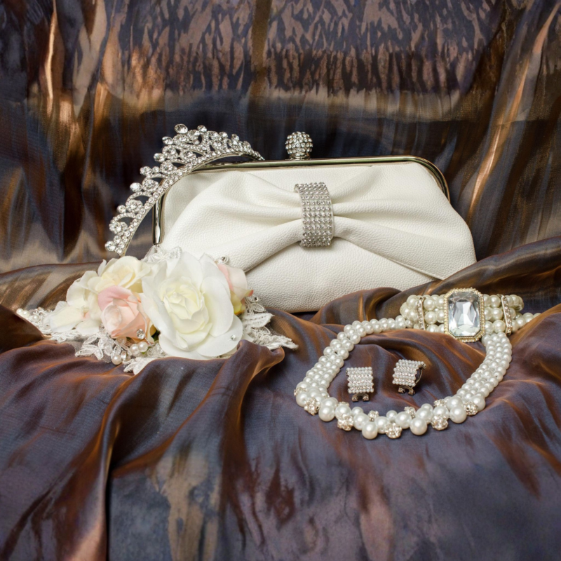Amora Haus | Best Jewelry for Weddings